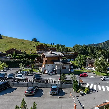 Appartement Duplex 2 Au Centre Du Village, Proche Pistes De Ski, Parking Inclus, - Fr-1-437-40